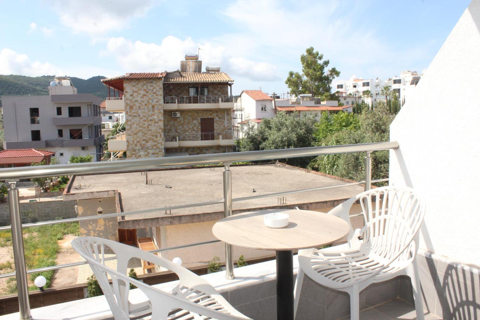 Hotel Piramida Ksamil Exterior photo